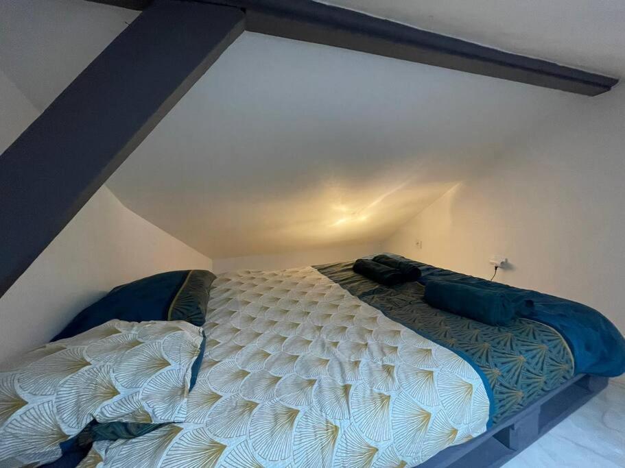 Le Cinq Sens, Studio Proche De La Gare Apartment Понтоаз Екстериор снимка
