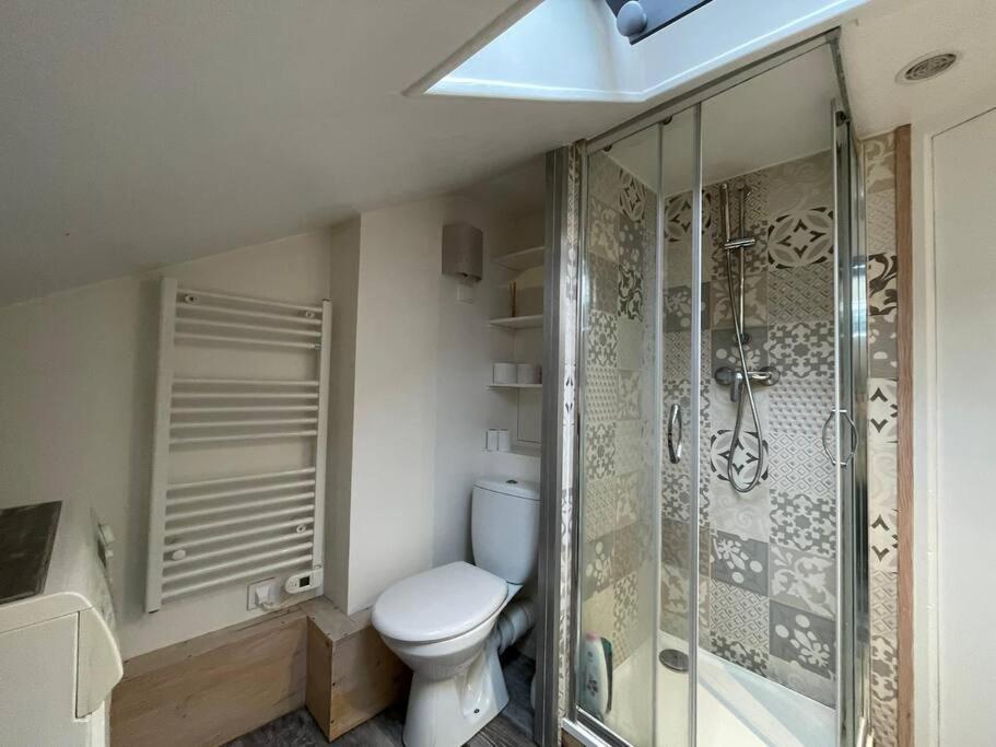 Le Cinq Sens, Studio Proche De La Gare Apartment Понтоаз Екстериор снимка